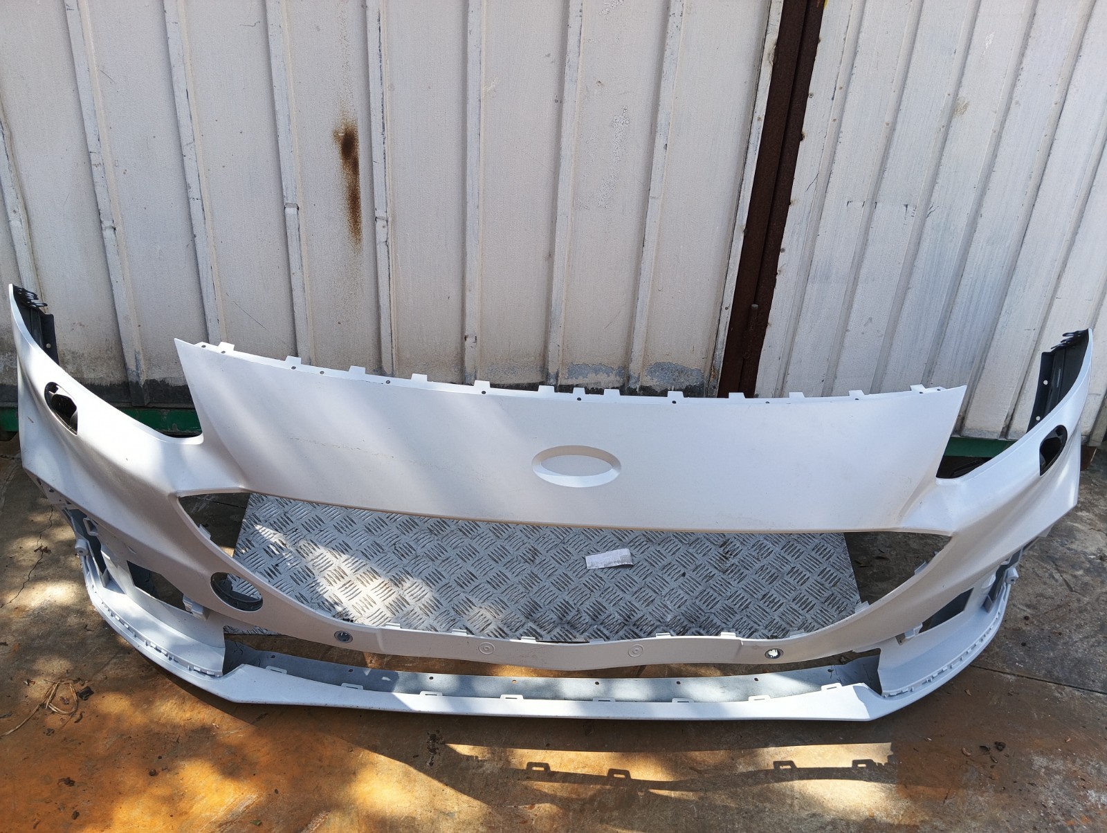 Pomili Paraurti anteriore Ford Kuga/Escape 2019-2024 paraurti OEM