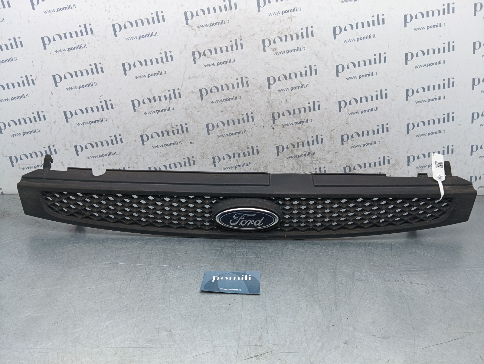 Pomili Lamierati esterni Griglia frontale Ford Fiesta (2002-2008) 2S61-8A133-BW usata