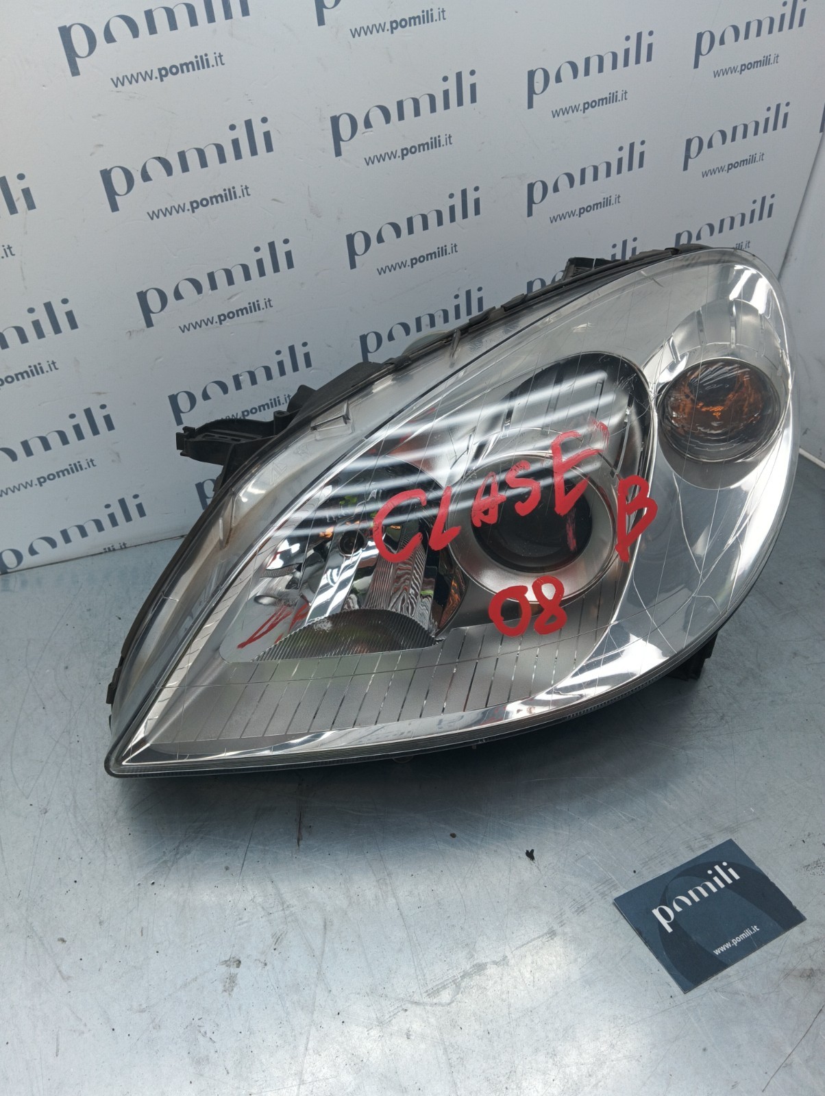 Pomili Fanaleria Mercedes Classe B W245 faro anteriore sinistro usato