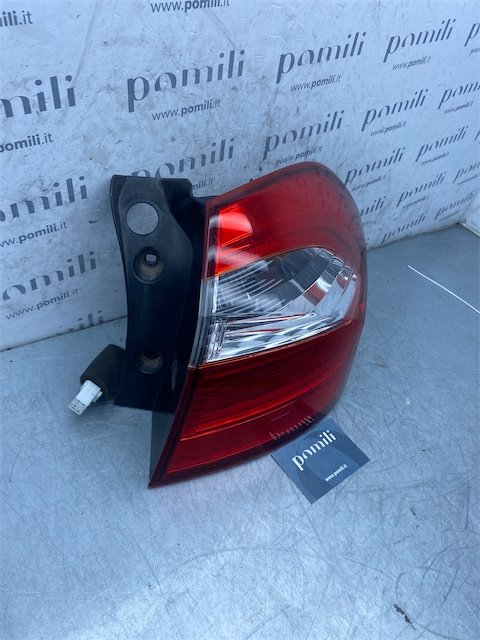 Pomili Fanaleria Fanale posteriore Kia Rio 3a Serie destro esterno
