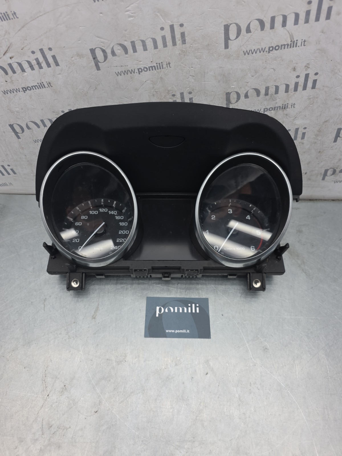 Pomili Rivestimenti interni e parti interne Quadro strumenti Range Rover Evoque (L538)(2011–2019) EJ3210849EF usato