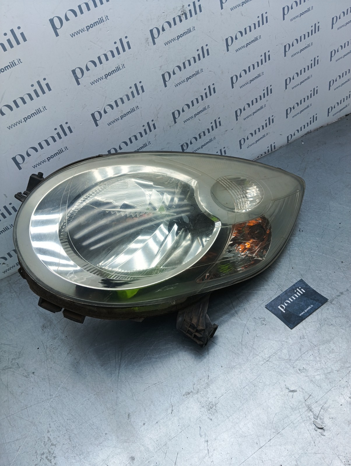 Pomili Fanaleria Faro anteriore Citroen C1 sinistro 89092918 usato