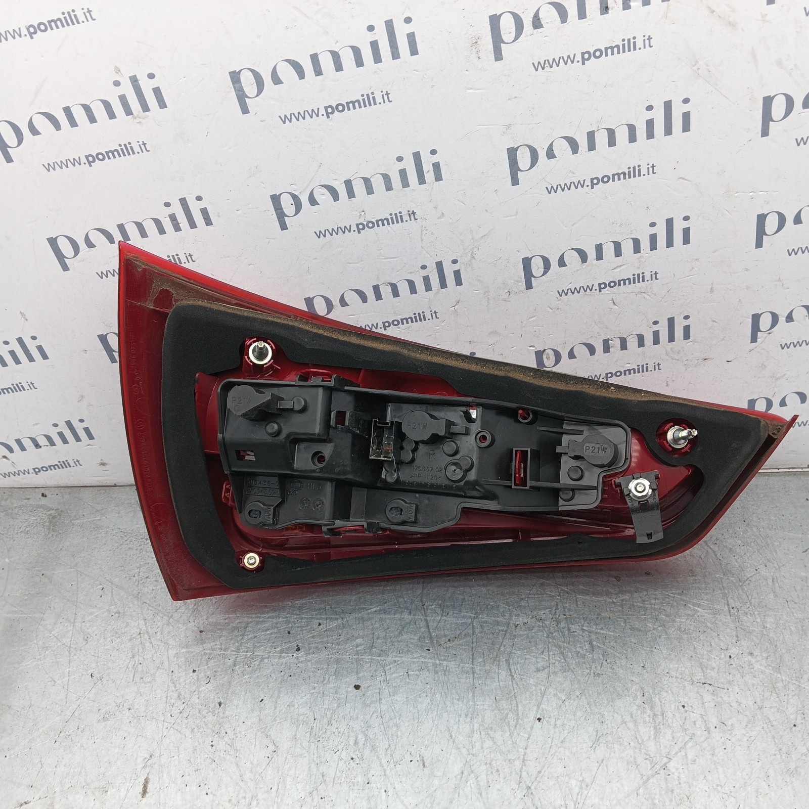 Pomili Fanaleria Audi A1 fanale posteriore sinistro 8X0945093D usato