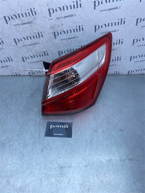 Pomili Fanaleria Nissan Qashqai J10E/JJ10E fanale posteriore destro esterno