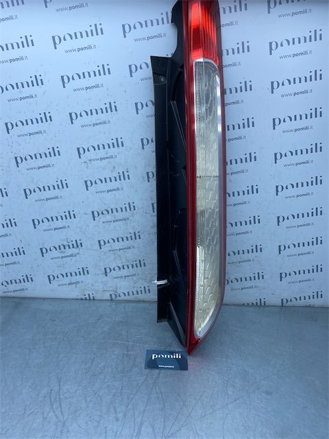 Pomili Fanaleria Fanale posteriore destro Ford Focus CB4