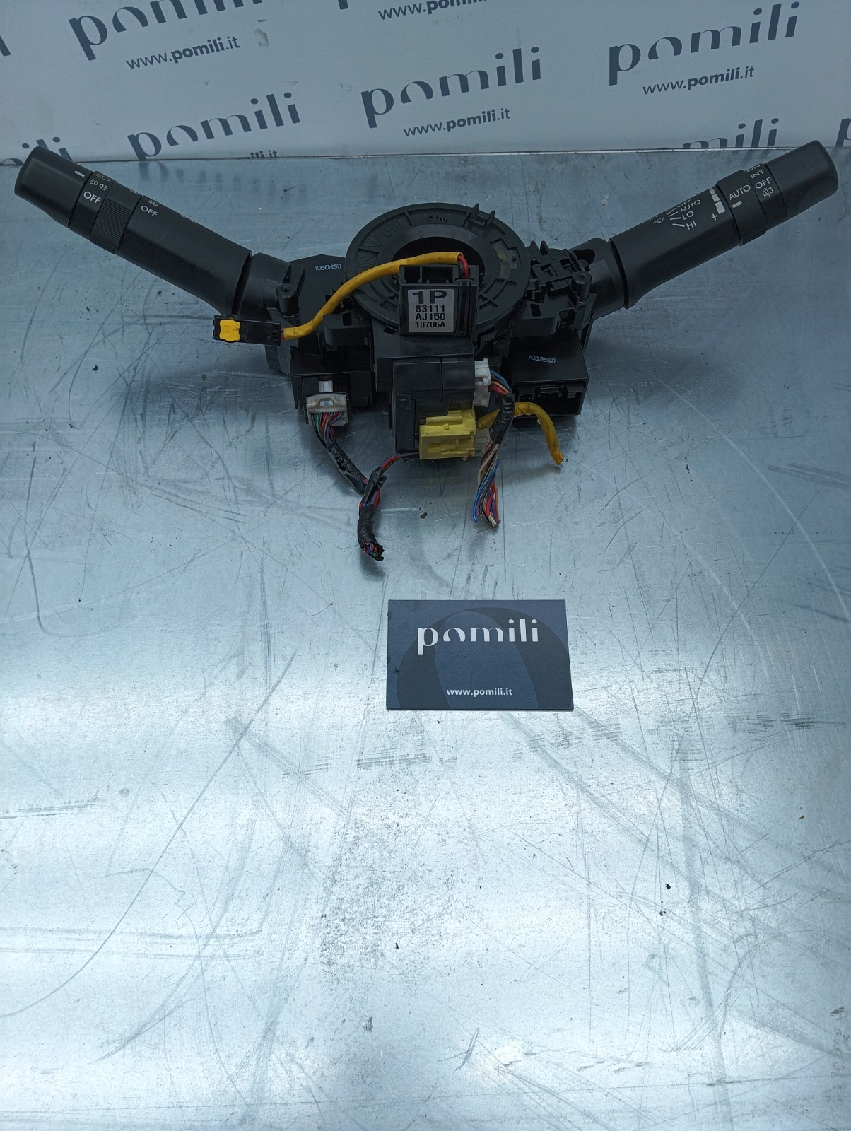 Pomili Rivestimenti interni e parti interne Devio luci Subaru Outback 735521315 usato