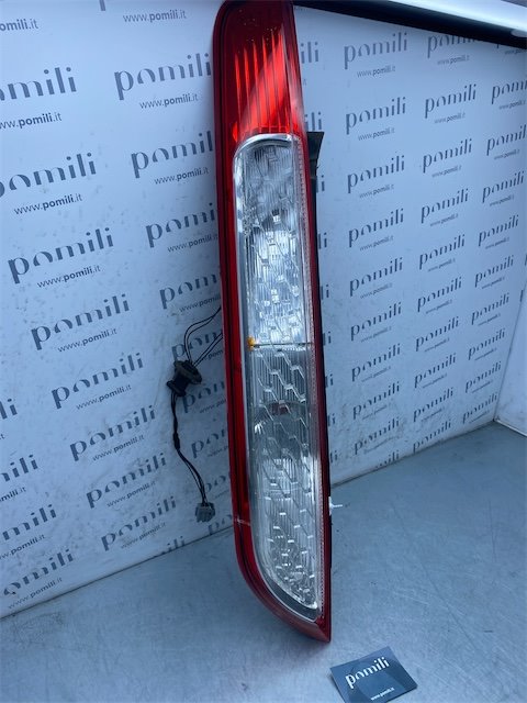 Pomili Fanaleria Ford Focus CB4 fanale posteriore sinistro