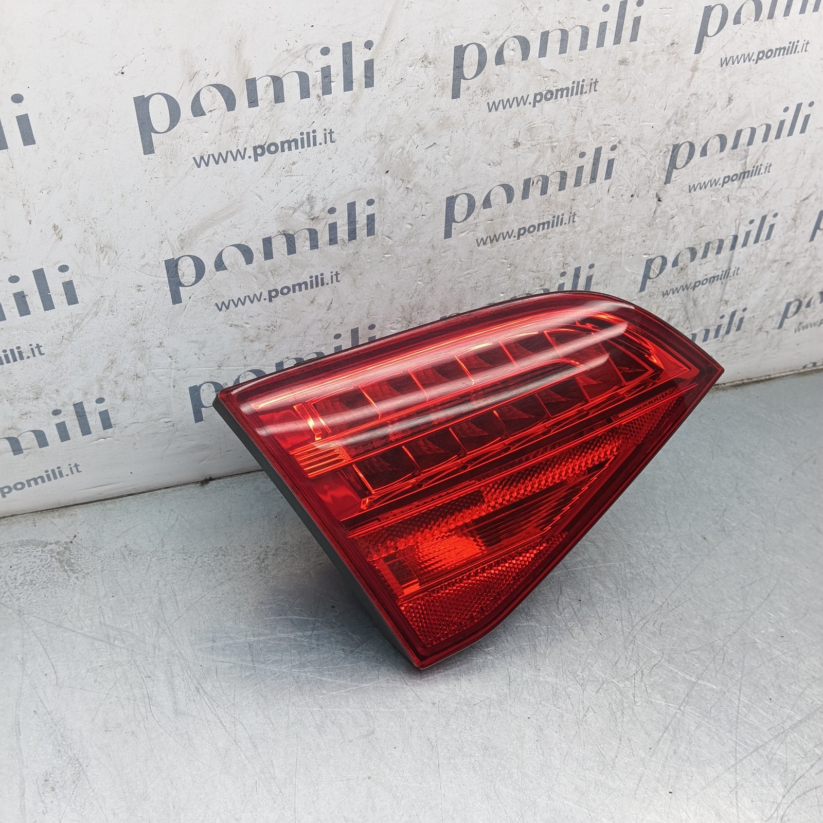 Pomili Fanaleria Audi A4 B8 8K9945093B fanale posteriore sinistro portellone usato