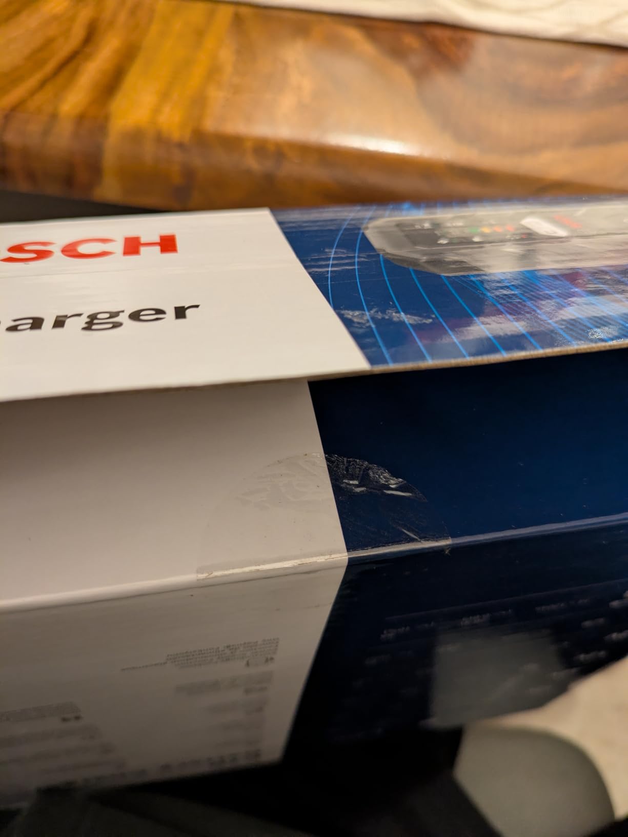Bosch HCP Caricabatterie e avviatori C70 10 A 12/24 V per batterie AGM