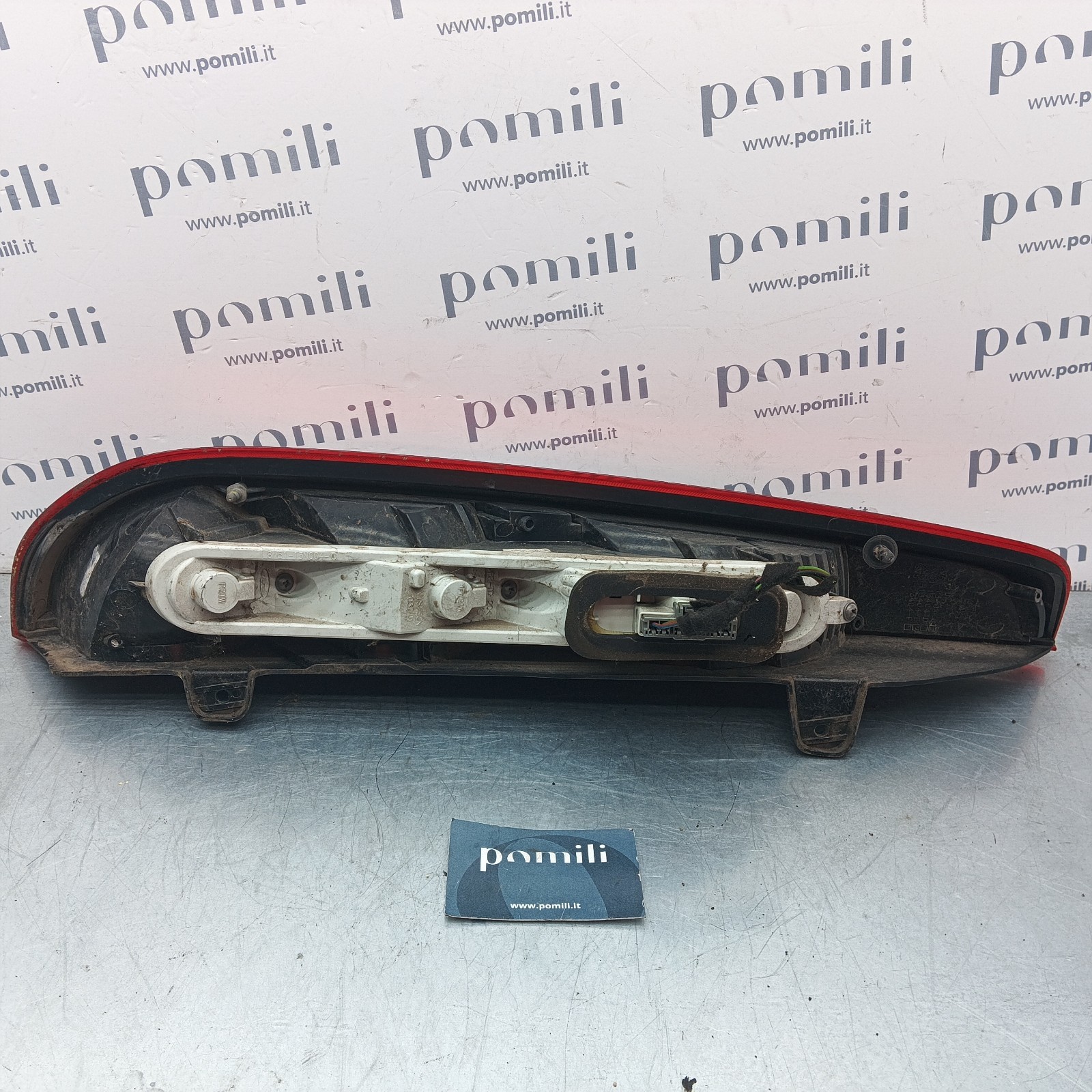 Pomili Fanaleria Ford Focus fanale posteriore destro usato