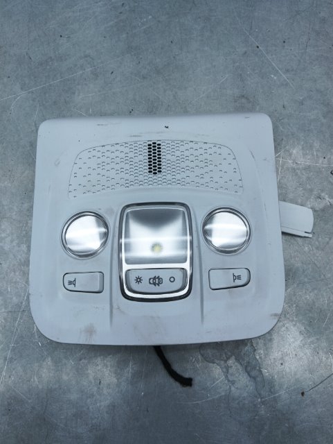 Pomili Fanaleria luce cortesia anteriore tetto Peugeot 2008