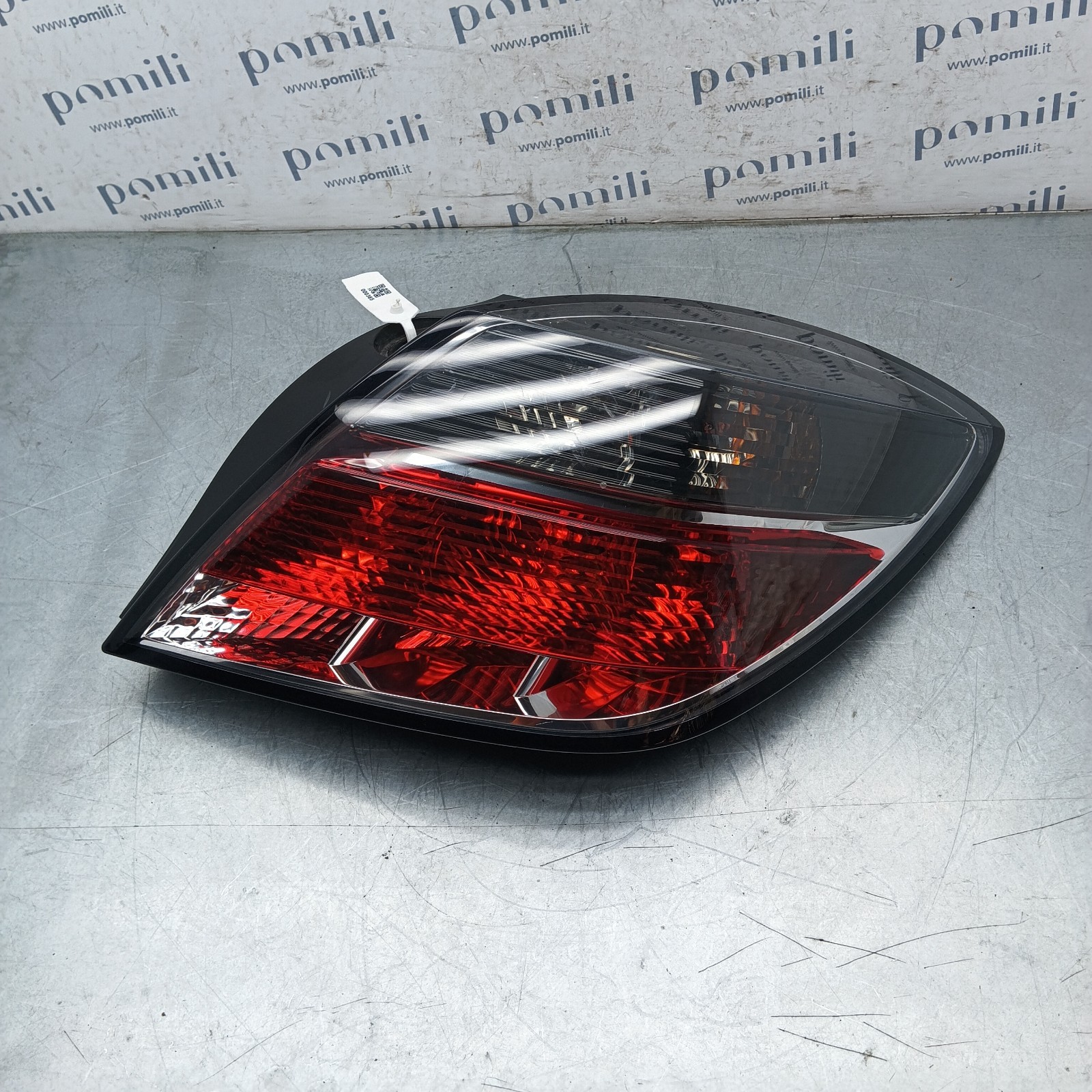 Pomili Fanaleria Opel Astra H GTC 3 porte fanale posteriore destro usato