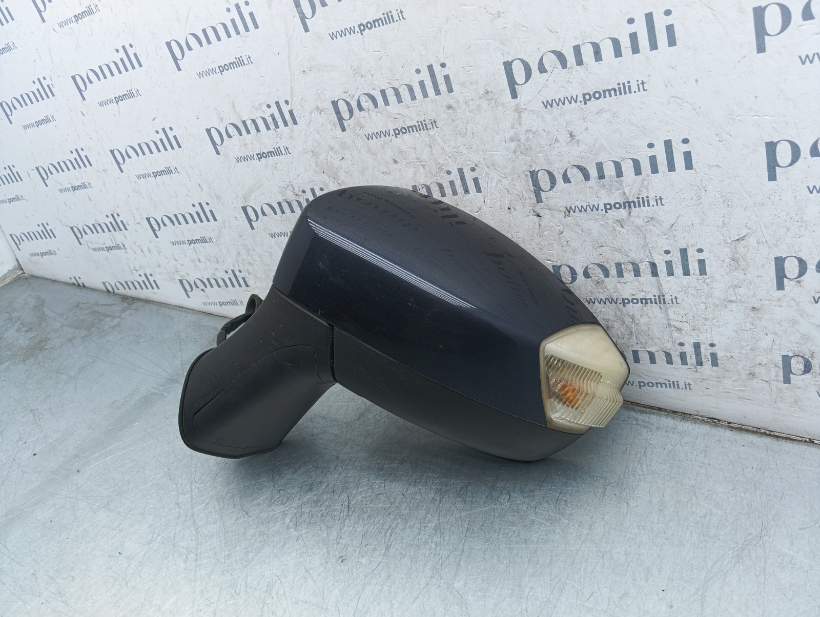 Pomili Cristalli Ford Kuga specchietto sinistro 8 pin usato