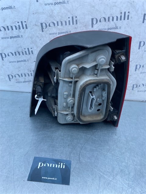 Pomili Fanaleria Volkswagen Polo 9N fanale posteriore sinistro