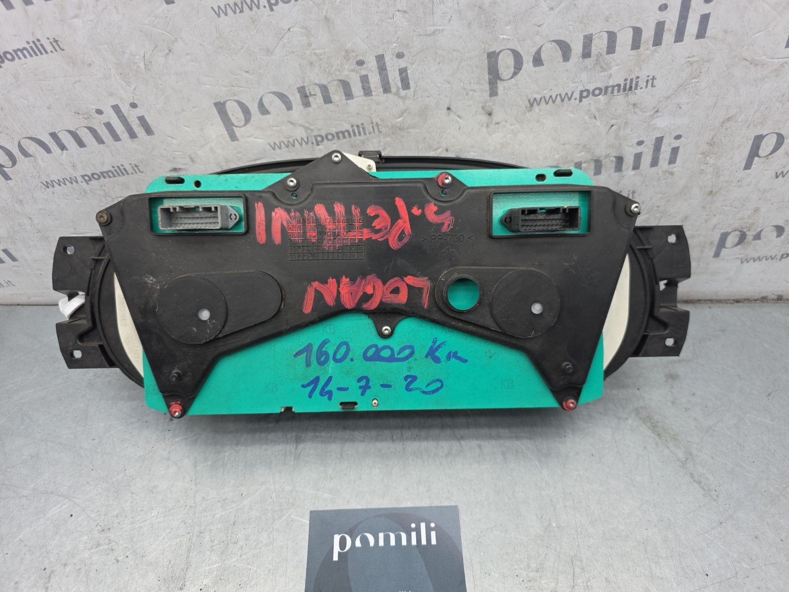 Pomili Rivestimenti interni e parti interne Dacia quadro strumenti usato