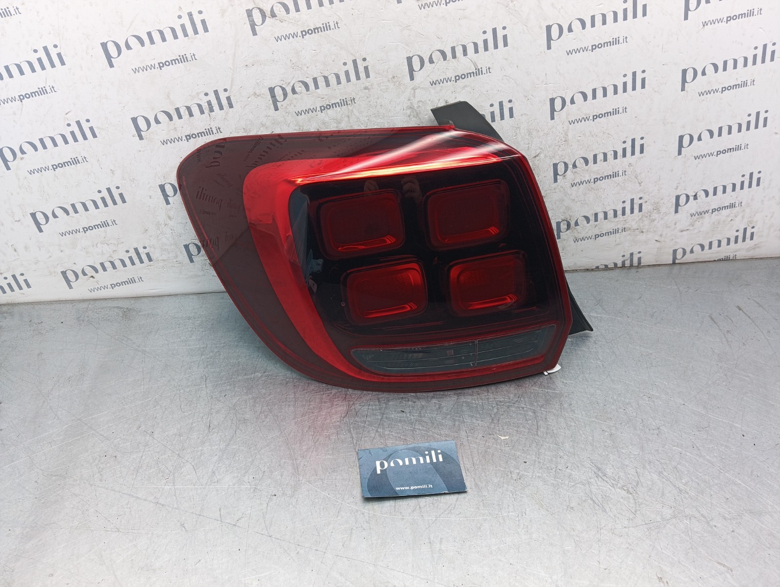 Pomili Fanaleria Dacia Sandero II fanale posteriore sinistro usato