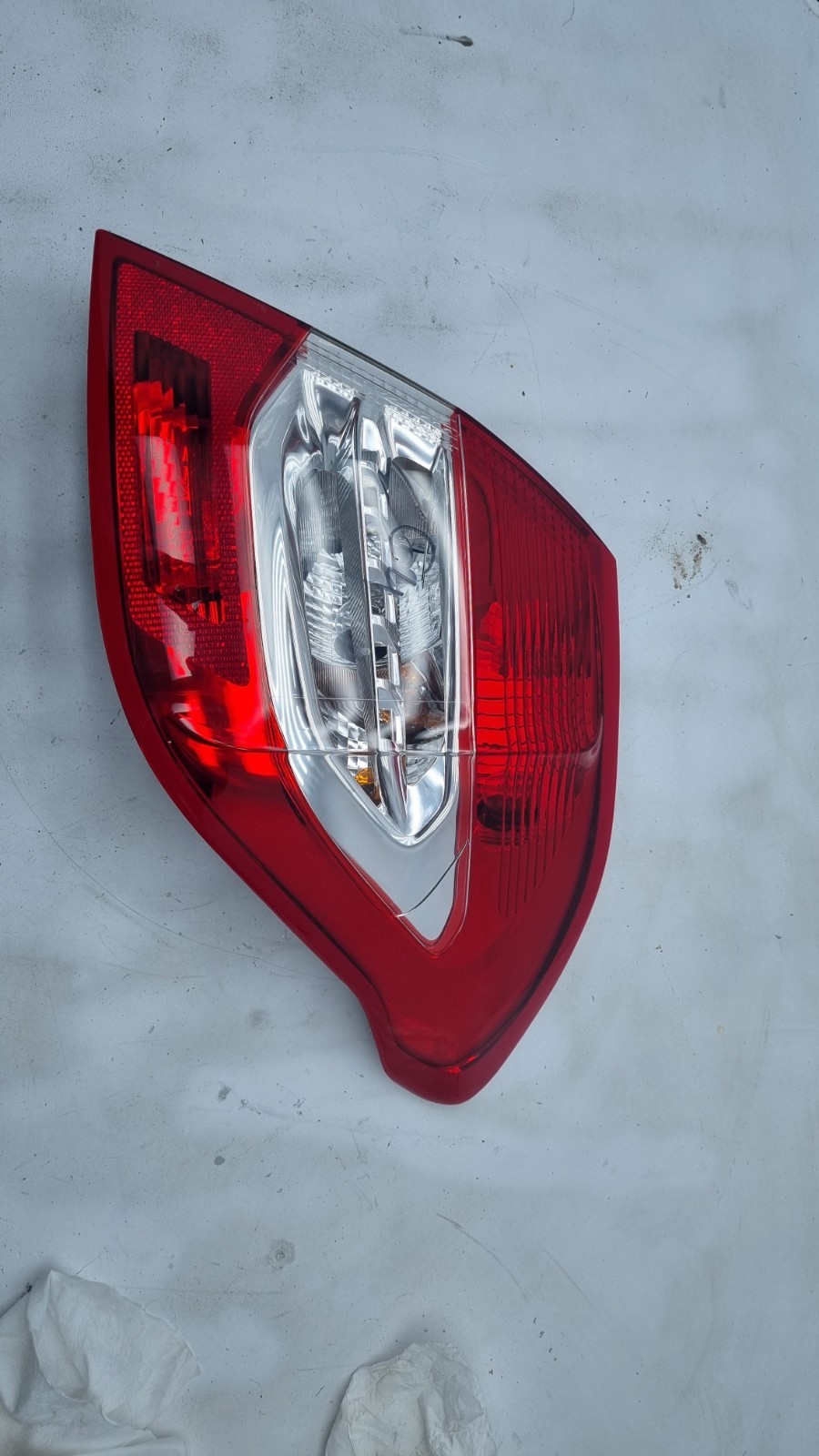 Pomili Fanaleria Citroën C4 Picasso fanale posteriore destro usato