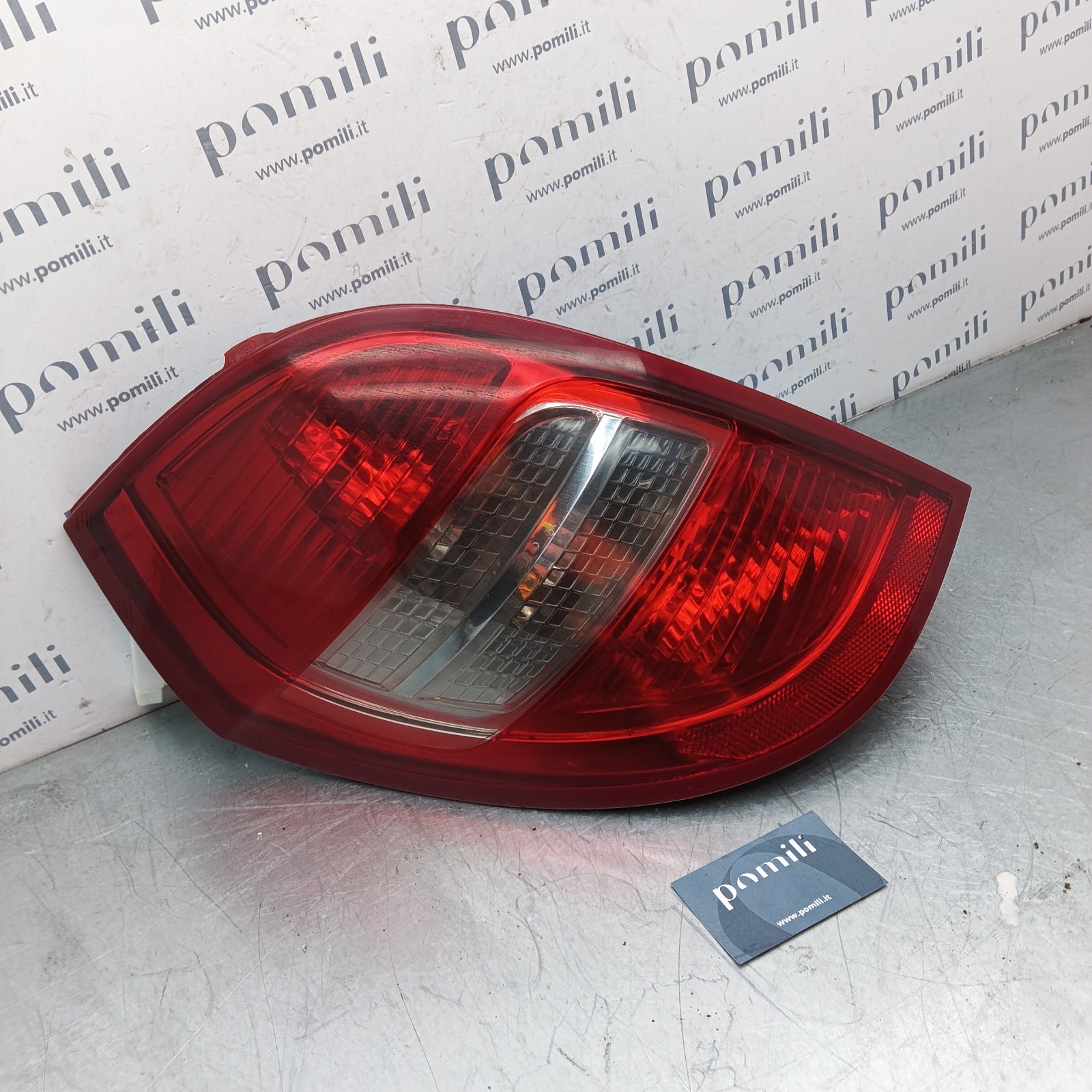 Pomili Fanaleria Fanale posteriore sinistro Mercedes-Benz Classe A W169 (2004-2012) 89075861 usato