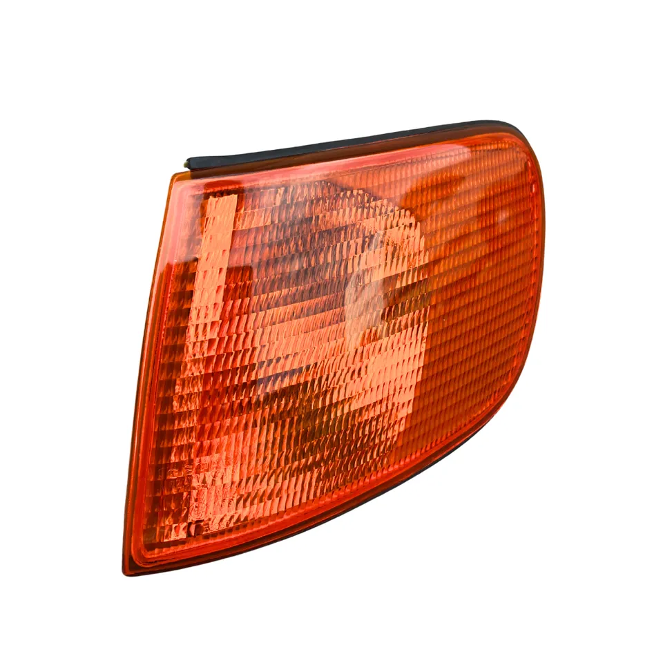 Eurolites Audi 100 20471122 indicatore di direzione anteriore sinistro