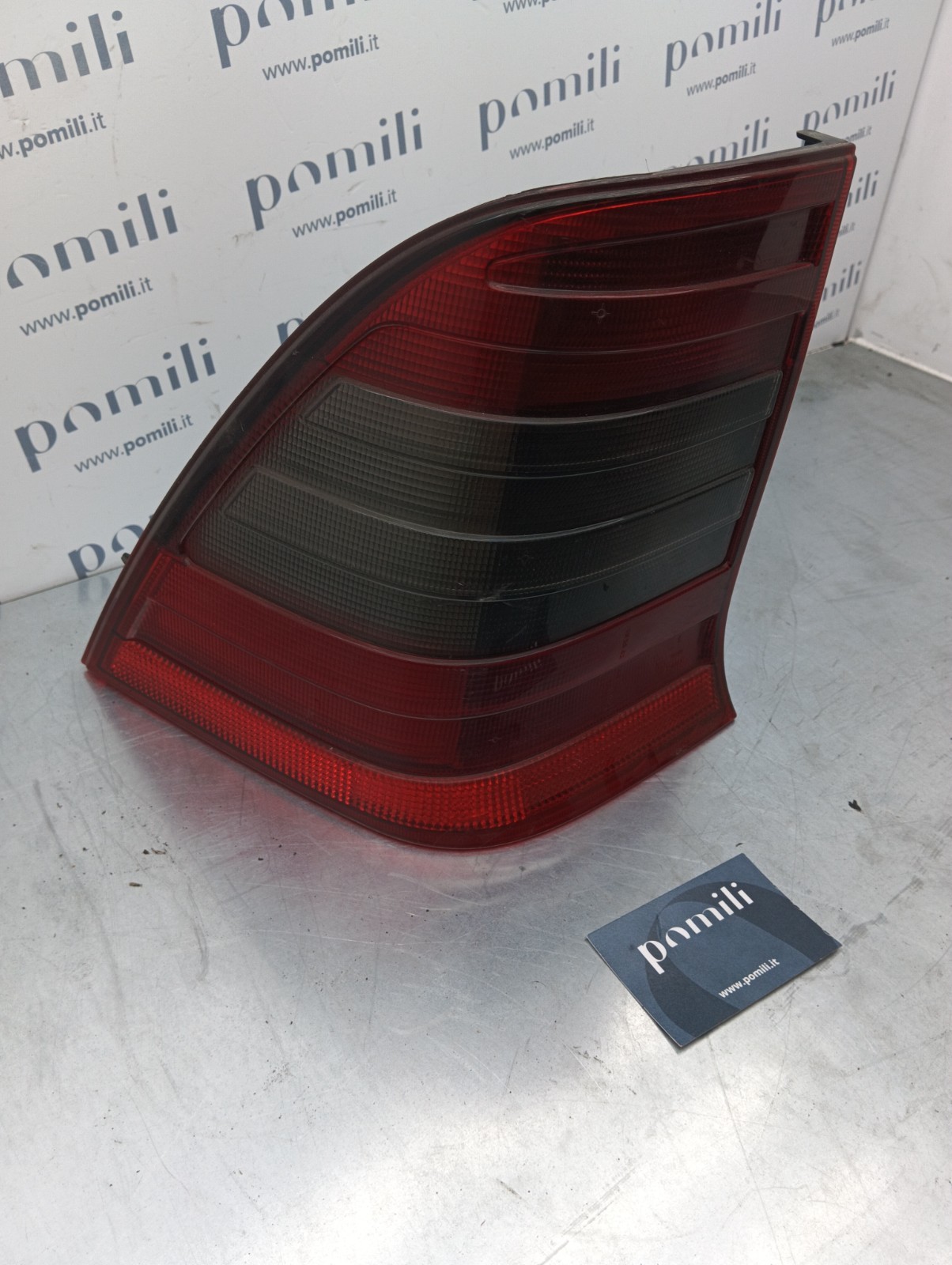 Pomili Fanaleria Fanale posteriore Mercedes Classe C 180 W202 2028203964 sinistro usato