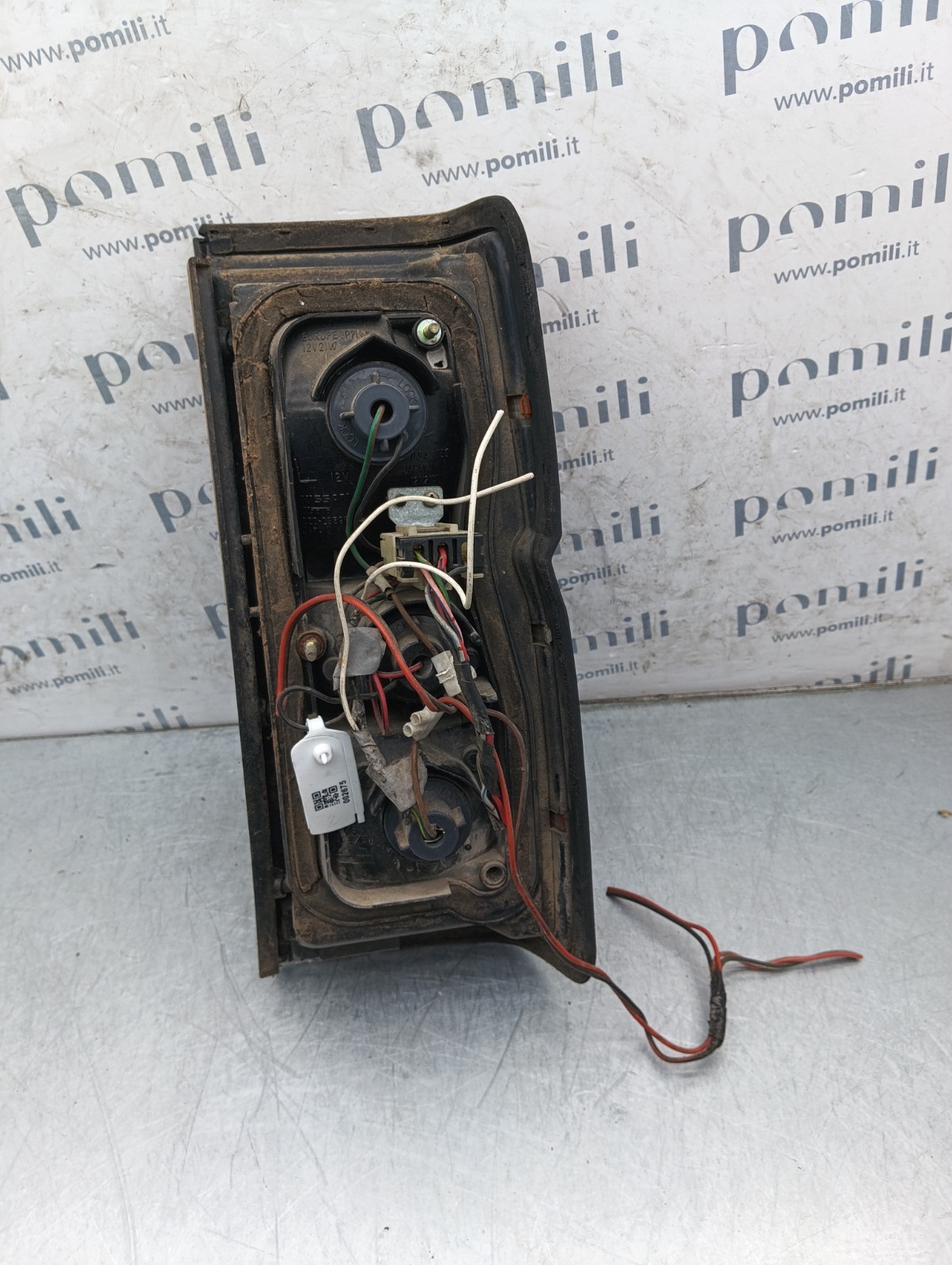 Pomili Fanaleria fanale posteriore Nissan Pathfinder 220-23599 sinistro usato