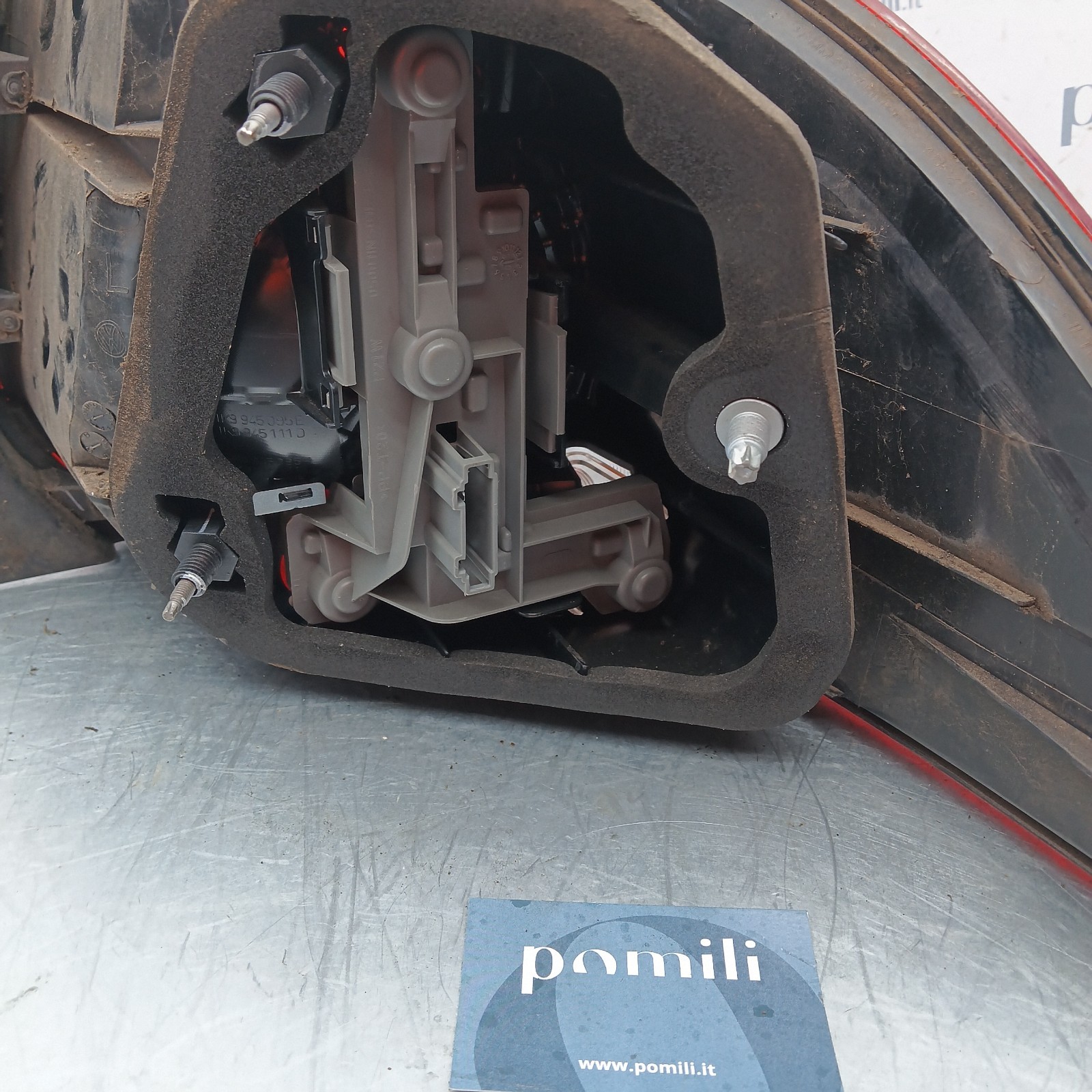 Pomili Fanaleria Fanale posteriore sinistro Volkswagen Golf VI S.W. 1K9945095E usato