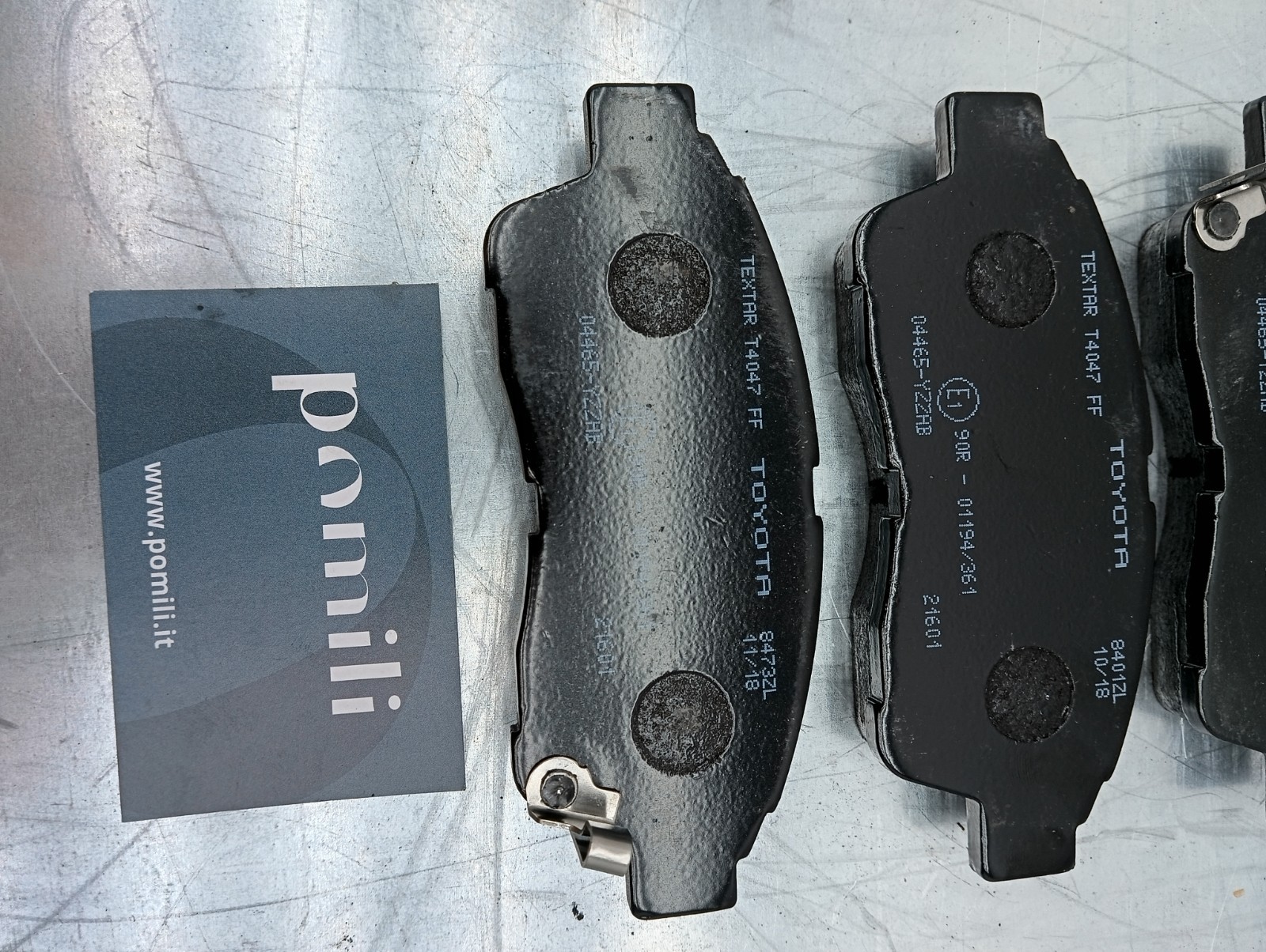 Pomili Freni e ricambi 04465-YZZAB pastiglie freni Toyota/Lexus nuove