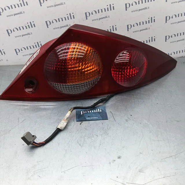 Pomili Fanaleria Fanale posteriore destro Ford Cougar usato