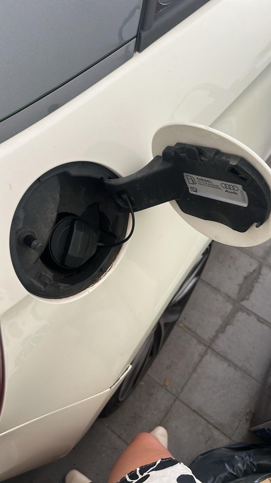 Bilstein Carrozzeria e abitacolo febi bilstein 27288 tappo serbatoio con cinturino non bloccabile