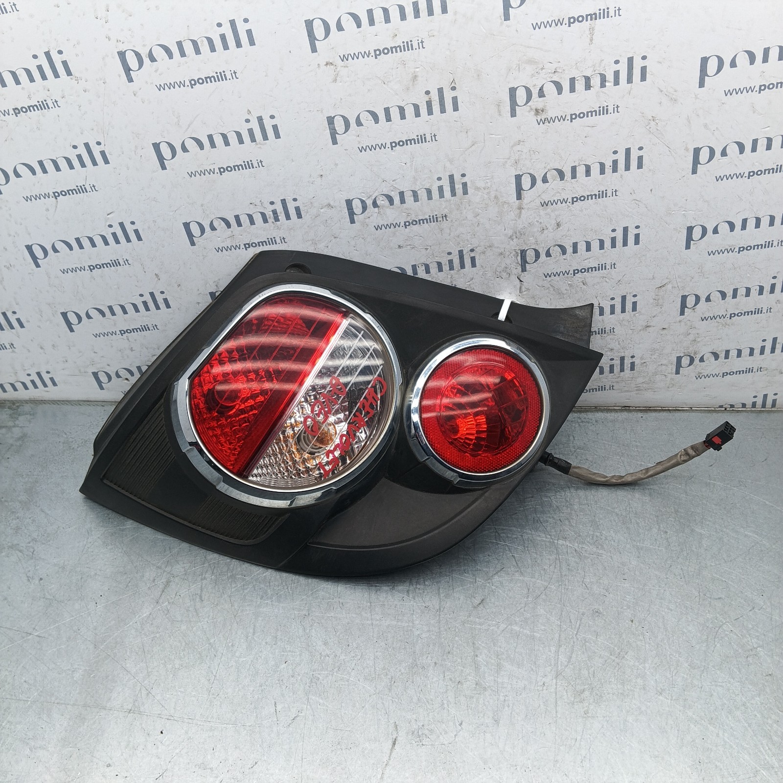 Pomili Fanaleria Fanale posteriore sinistro Chevrolet Aveo (2011-2016) 95470358 usato