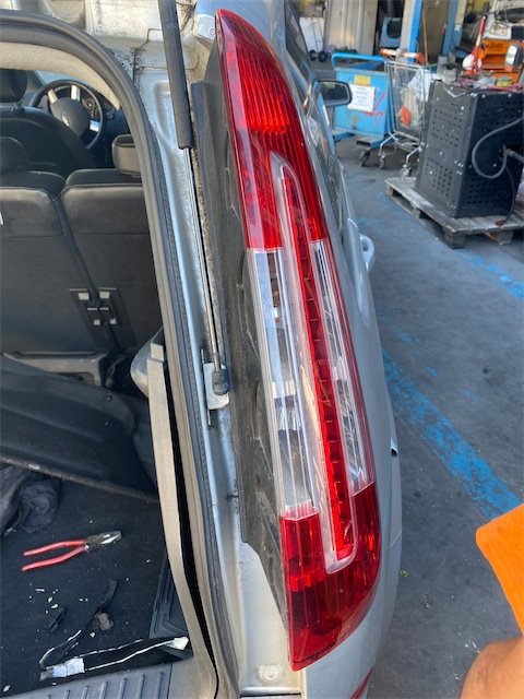 Pomili Fanaleria Fanale posteriore DX Ford C-MAX CB3 03/07-12/11 destro
