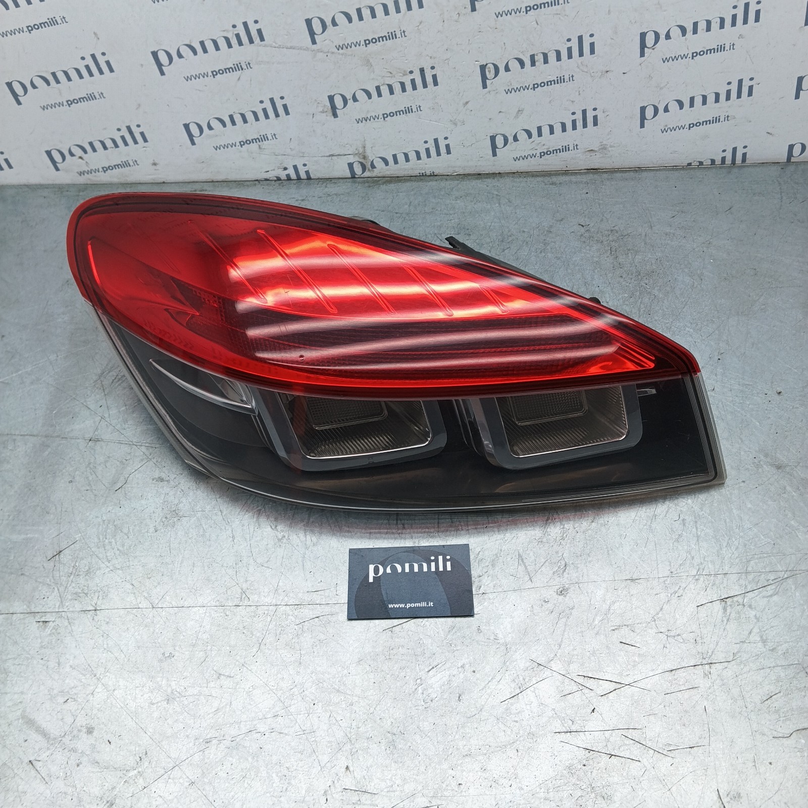 Pomili Fanaleria Renault Megane III Coupé fanale posteriore destro usato