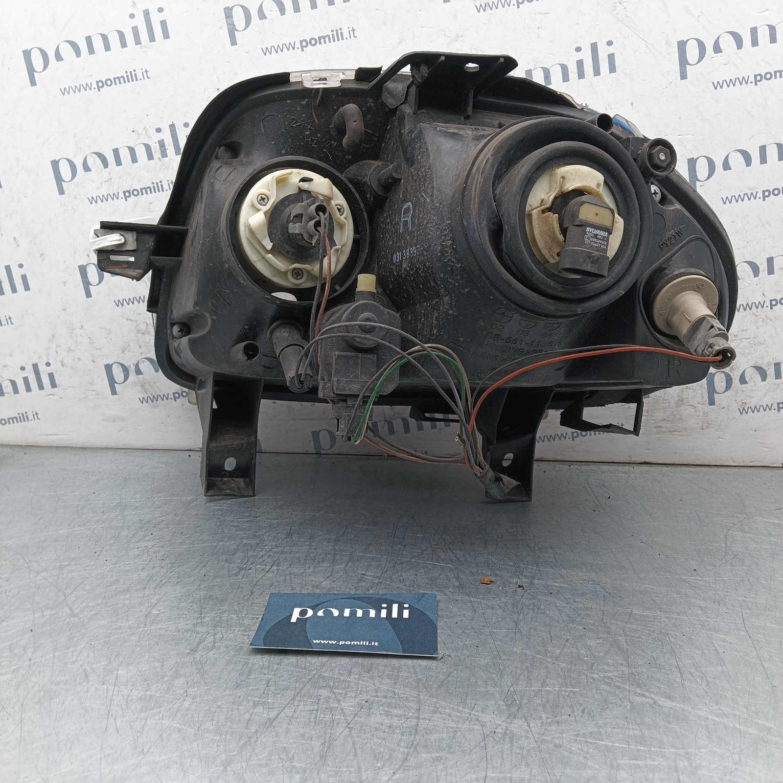 Pomili Fanaleria 085511136R faro anteriore destro Renault Clio II usato