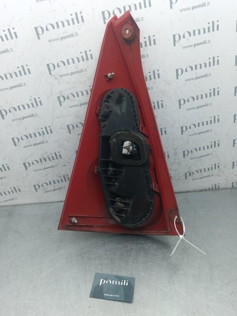 Pomili Fanaleria Peugeot 107 fanale posteriore destro
