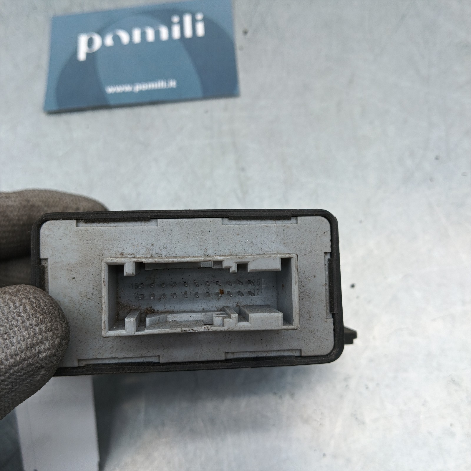 Pomili Fanaleria 1T0907357 centralina regolazione fari usata