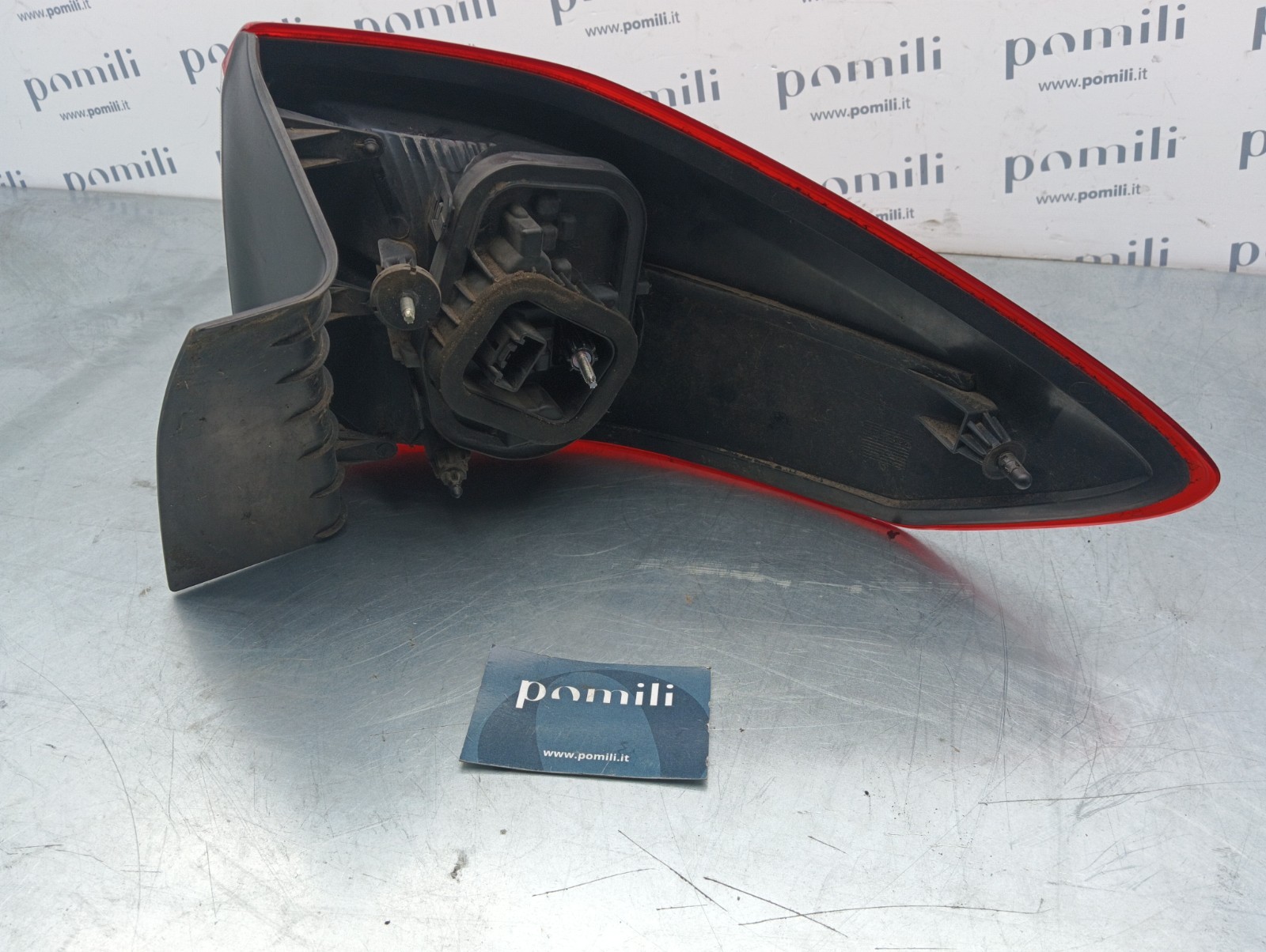 Pomili Fanaleria Ford C-Max fanale posteriore sinistro usato
