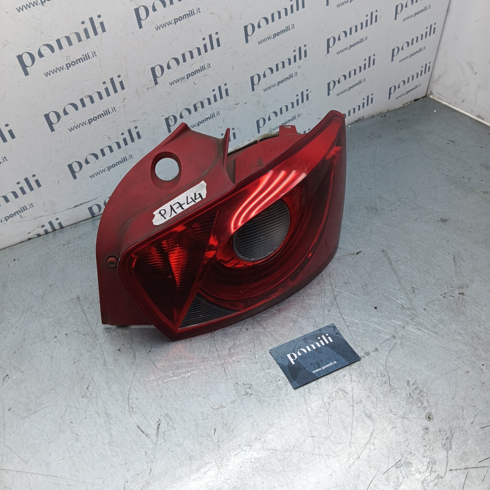Pomili Fanaleria Seat Ibiza IV fanale posteriore sinistro 6J4945095 usato