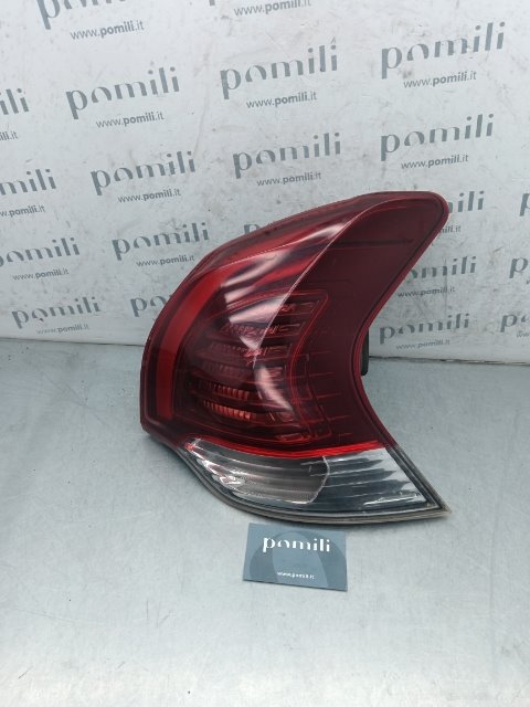 Pomili Fanaleria Fanale posteriore parte esterna destro Peugeot 3008 10/13-02/17 usato