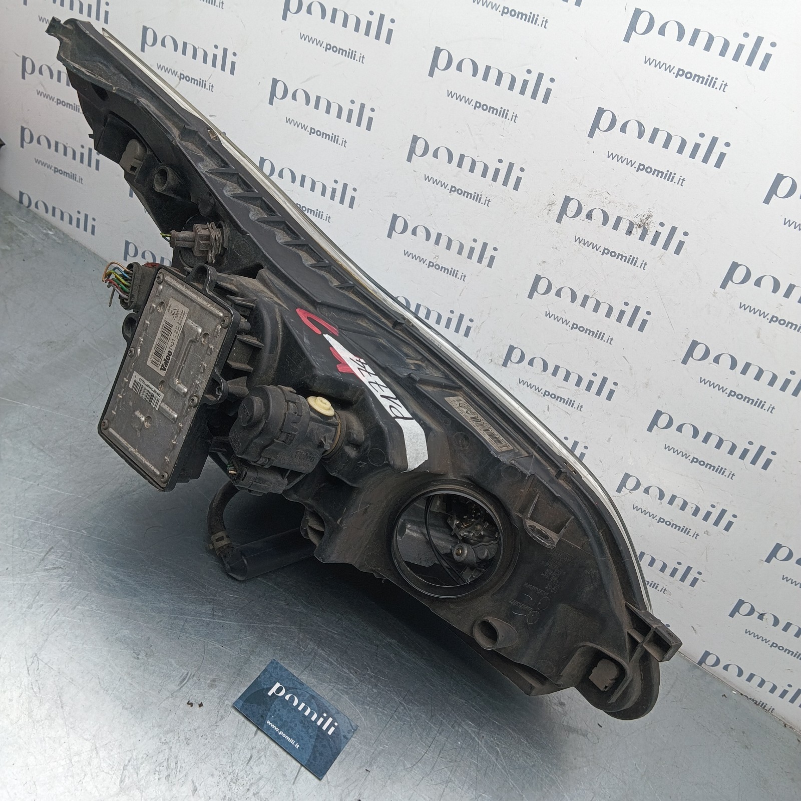 Pomili Fanaleria Faro anteriore sinistro Xenon Citroen C4 89009411 usato