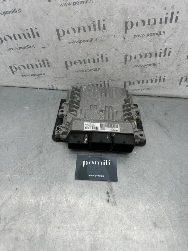 Pomili Motorini avviamento, alternatori, ECU e cavi Centralina Motore Peugeot Citroen 1.6 HDi Continental SID807EVO 9800268980 usata