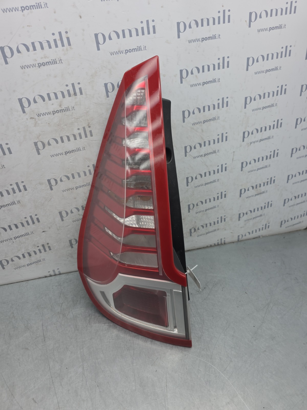 Pomili Fanaleria Renault Scenic X-Mod fanale posteriore sinistro usato