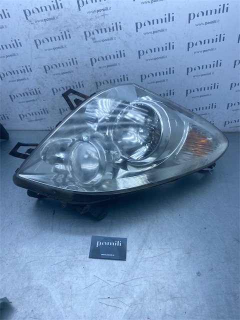 Pomili Fanaleria Toyota Corolla Verso proiettore destro