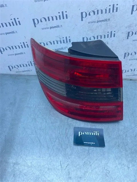 Pomili Fanaleria Mercedes-Benz Classe B T245 fanale posteriore esterno sinistro