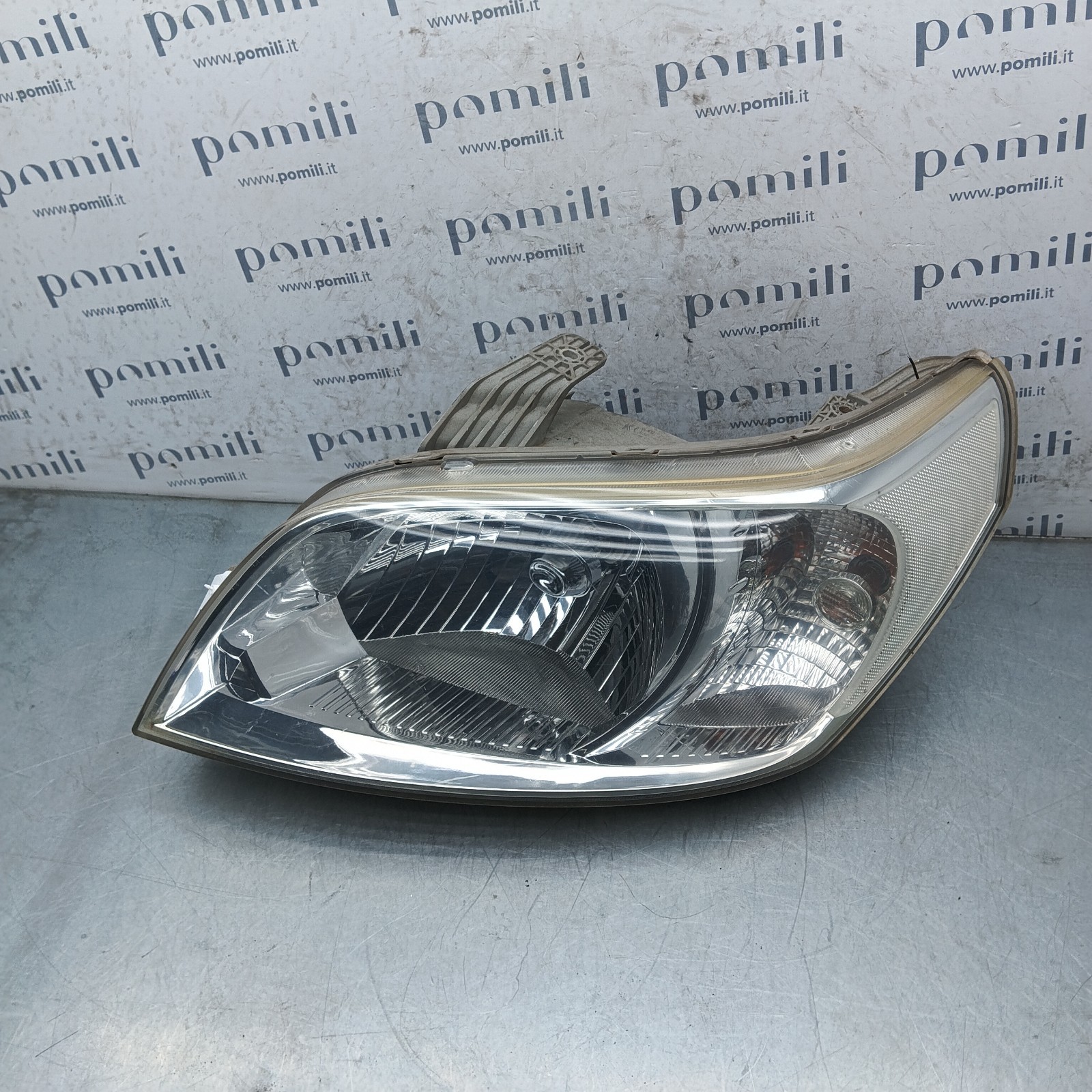 Pomili Fanaleria 00032271 faro anteriore sinistro Chevrolet Aveo usato
