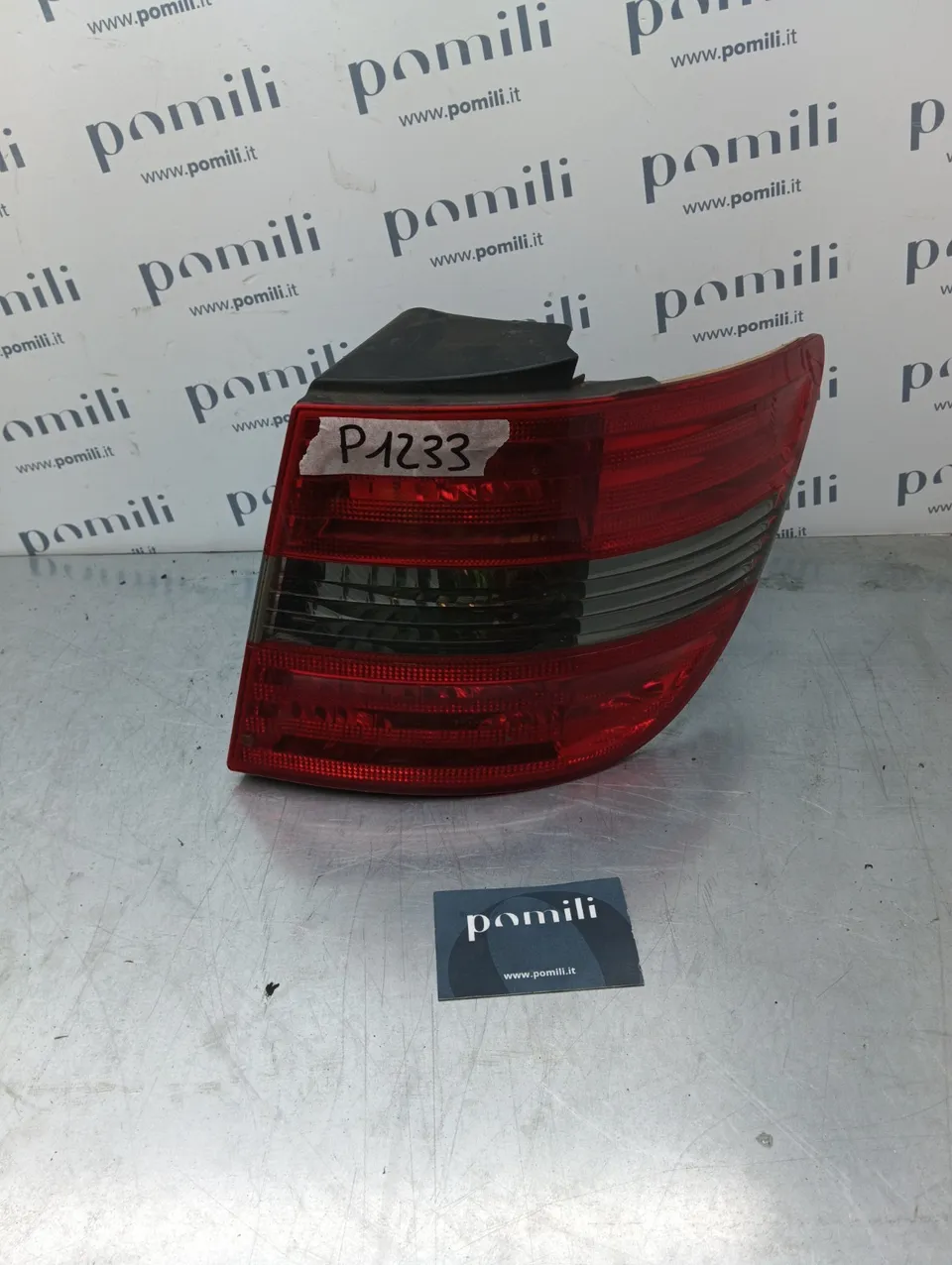 Pomili Fanaleria Mercedes-Benz Classe B 27520217 fanale destro usato