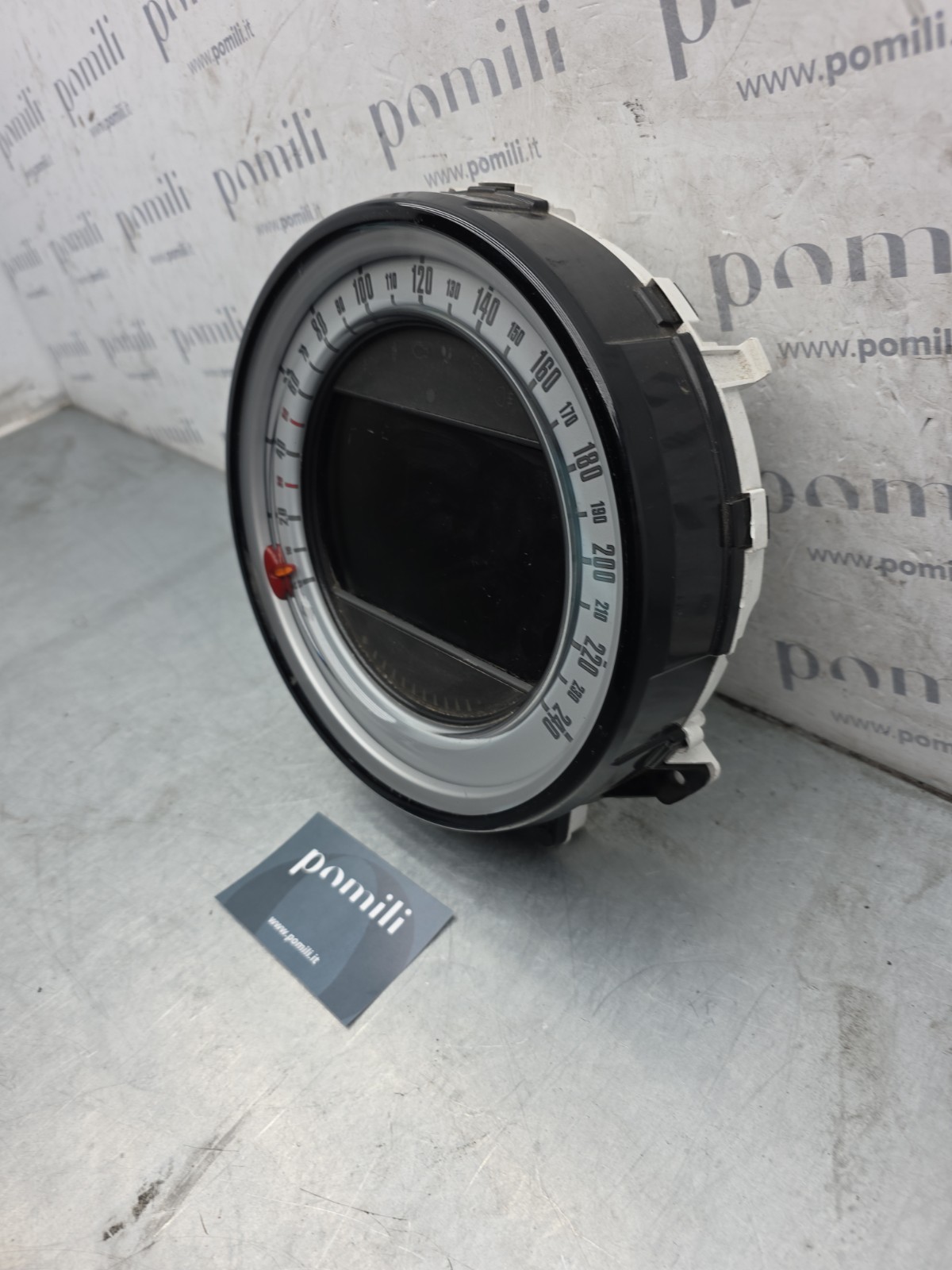 Pomili Rivestimenti interni e parti interne MINI R50-R53 quadro strumenti usato