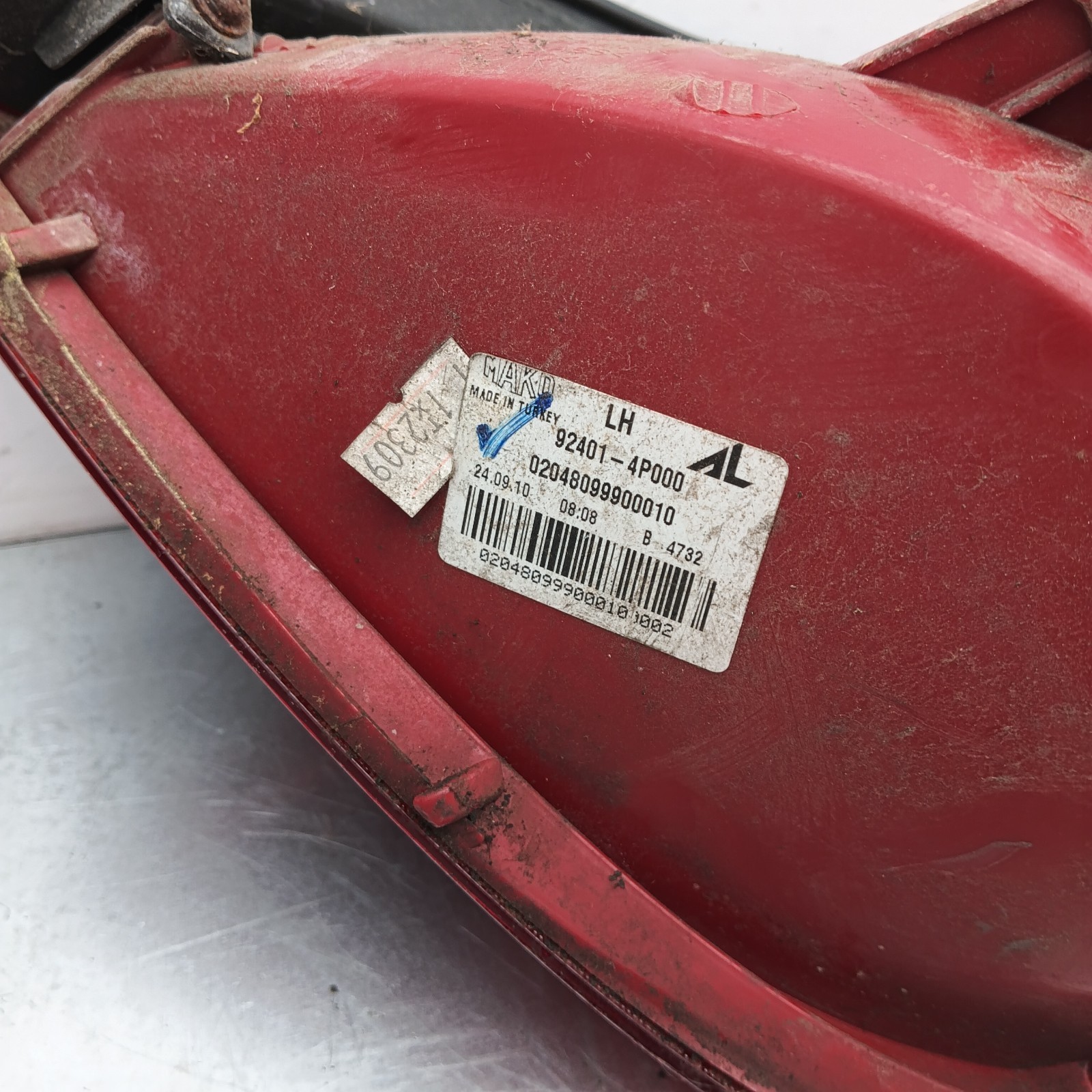 Pomili Fanaleria Fanale posteriore Hyundai i20 sinistro 92401-4P000 usato