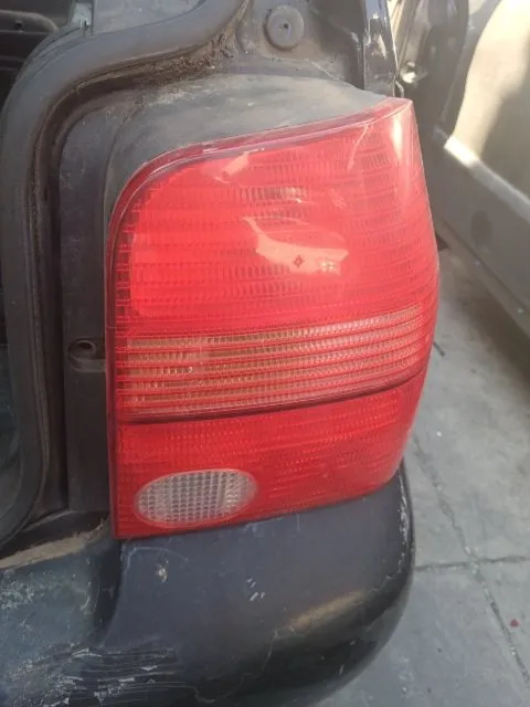 Pomili Fanaleria Fanale post. DX Volkswagen Lupo (6X) (09/98>05/05<)