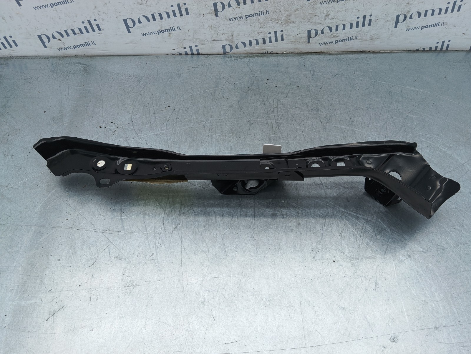 Pomili Motore e cambio con supporti Toyota RAV4 staffa supporto radiatore sinistra nuova