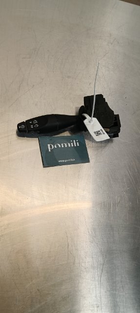 Pomili Rivestimenti interni e parti interne Blocco comando volante luci Ford Focus (CAK) (10/01-04/05)